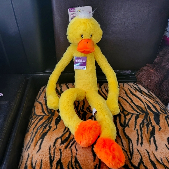 Multipet Yellow Plush Duck 27 in Squeak Toy New. Ea. - Picture 1 of 3